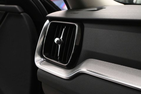 Volvo V60 2.0 V60 + B4 MHEV Auto 5dr 61