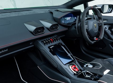 Lamborghini Huracan LP 640-4 EVO SPYDER 60th Anniversary Edition 24