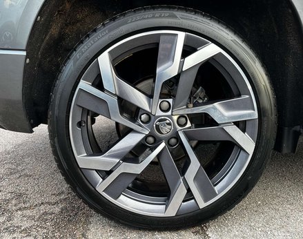 Skoda Karoq 1.5 Karoq Sportline TSi Semi-Auto 5dr 14