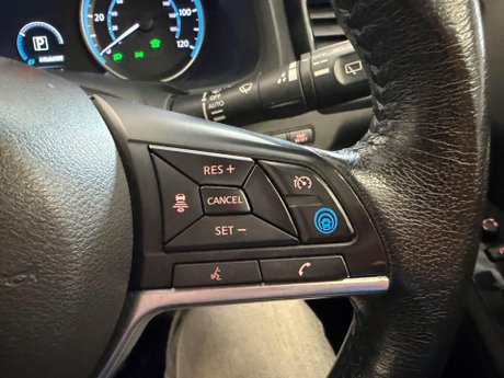 Nissan LEAF 40kWh 2.Zero Auto 5dr 16