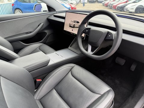 Tesla Model 3 Saloon 4dr Electric Auto RWD (208 ps) 2