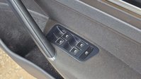 Volkswagen Golf 1.4 TSI BlueMotion Tech S Hatchback 5dr Petrol DSG Euro 6 (s/s) (125 ps) 57