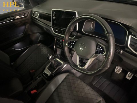 Volkswagen T-Roc 1.5 TSI R-Line SUV 5dr Petrol Manual Euro 6 (s/s) (150 ps) Air Con - Alloys 12