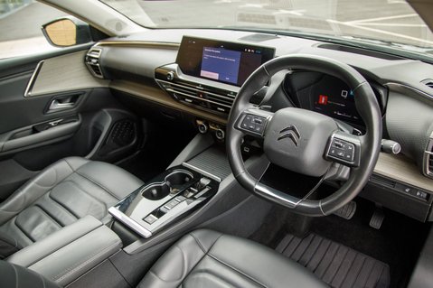 Citroen C5 X PURETECH SHINE S/S EAT8 4