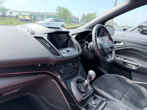 Ford Kuga ST-LINE TDCI 10