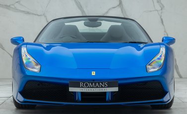 Ferrari 488 SPIDER 10