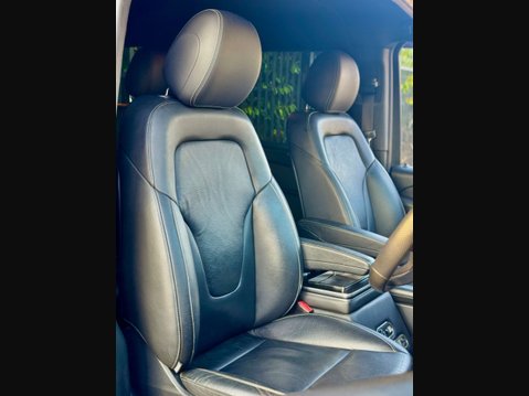 Mercedes-Benz V Class 2.2 V220d AMG Line MPV 5dr Diesel G-Tronic+ Euro 6 (s/s) 7 Seat (163 ps) 33