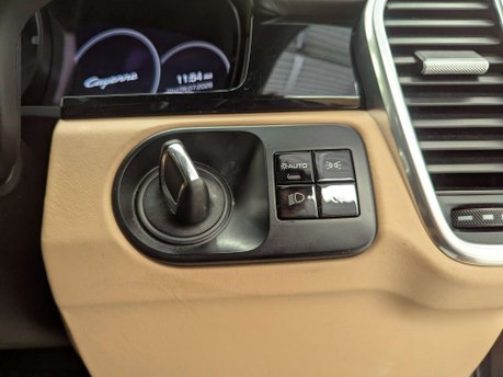 Porsche Cayenne 3.0 Cayenne V6 Auto 4WD 5dr 77