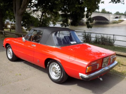 Alfa Romeo Spider 2000 Spider Veloce - LHD 81