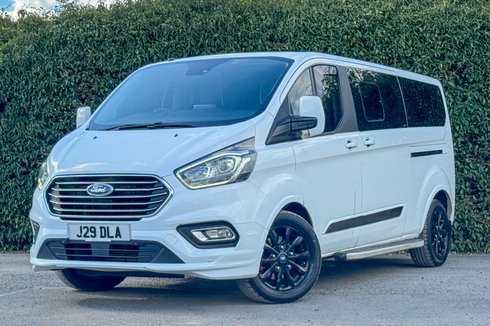 Ford Tourneo Custom Titanium | LWB L2 | 9 Seats | 310 EcoBlue | Euro 6