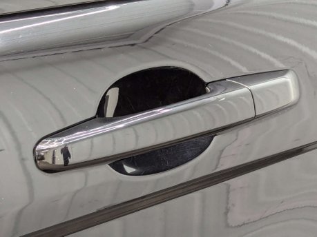 Land Rover Range Rover Evoque 2.0 Range Rover Evoque SE Tech TD4 Auto 4WD 5dr 30