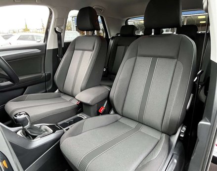 Volkswagen T-Roc 1.5 T-Roc Match TSI S-A 5dr 29