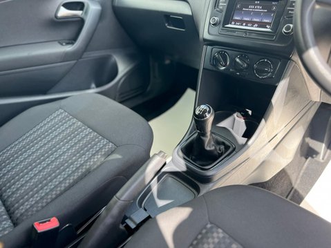 Volkswagen Polo S 29