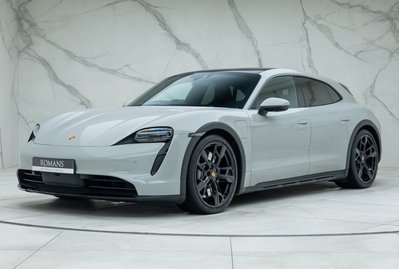 Porsche Taycan 4S Cross Turismo