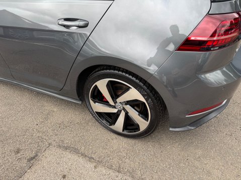 Volkswagen Golf GTI TSI DSG 24
