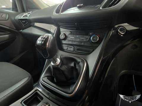 Ford Kuga 1.5 TDCi Titanium Euro 6 (s/s) 5dr 32