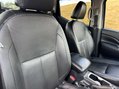 Nissan NP300 2.3 NP300 Navara Tekna dCi 4WD 6