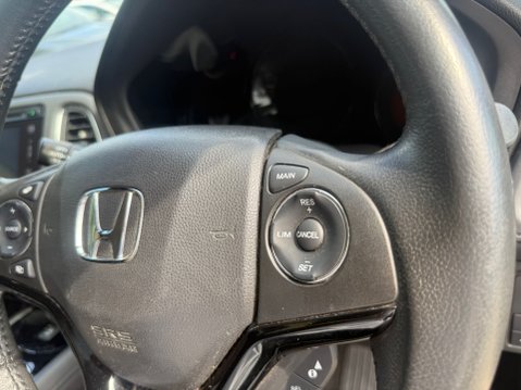 Honda HR-V 1.5 i-VTEC SE SUV 5dr Petrol Manual 33