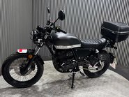 Lexmoto Tempest 2024 ONLY 2K TOP BOX 125CC MOT WARRANTY LEARNER BIKE 10