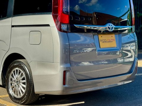 Toyota Esquire Hybrid 1.8 Hybrid Gi Edition 40