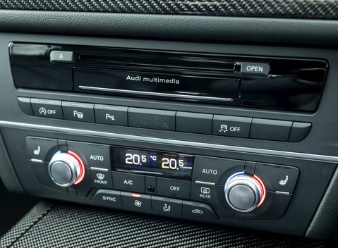 Audi RS6 Avant Performance 20