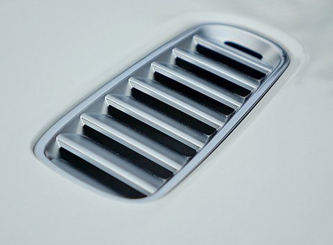 Aston Martin DB9 Volante 8