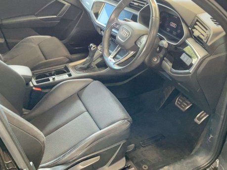 Audi Q3 2.0 Q3 S Line 40 TFSI Quattro Semi-Auto 4WD 5dr 4