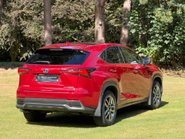 Lexus NX 300H LUXURY 24
