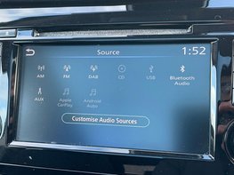 Nissan Qashqai 1.3 Qashqai N-Connecta DiG-T 5dr 37