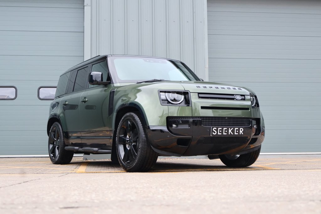 Land Rover Defender 110 BRAND NEW HARD TOP X-DYNAMIC HSE 350 WITH A GENUINE REAR SEAT CONVERSION  3