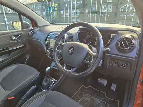 Renault Captur 1.2 TCe ENERGY Dynamique Nav SUV 5dr Petrol Auto Euro 6 (s/s) (120 ps) 21