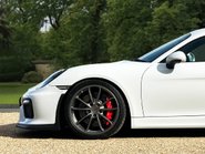 Porsche Cayman GT4 9