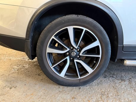 Nissan X-Trail 1.6 dCi n-tec 4WD Euro 5 (s/s) 5dr 22