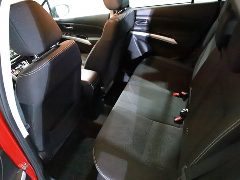 Suzuki SX4 S-Cross 1.4 Boosterjet 48V Hybrid SZ-T 5dr 33