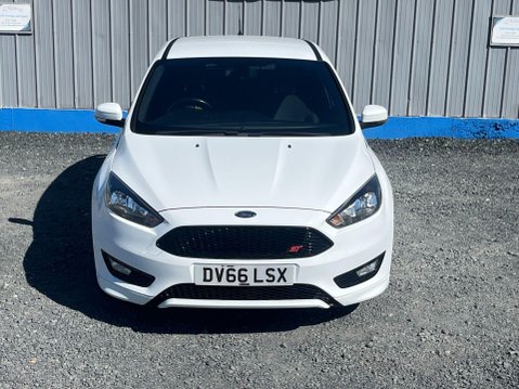 Ford Focus 1.5 TDCi ST-Line Euro 6 (s/s) 5dr 35