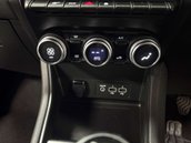 Renault Captur 1.3 Captur Iconic TCe 5dr 29