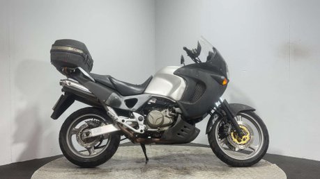 Honda XL 1000 2002 68K ADVENTURE TOURING PROJECT BIKE SPARES OR REPAIR 1