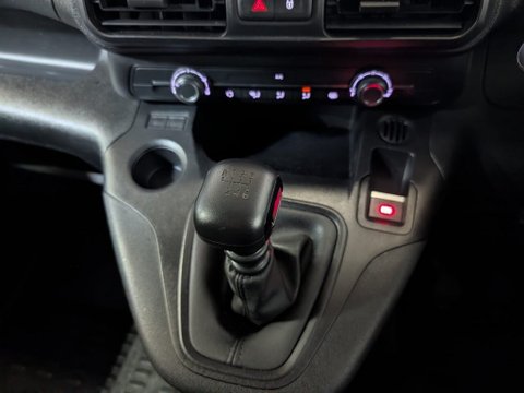 Peugeot Partner BLUEHDI PROFESSIONAL PREMIUM PLUS L1 13