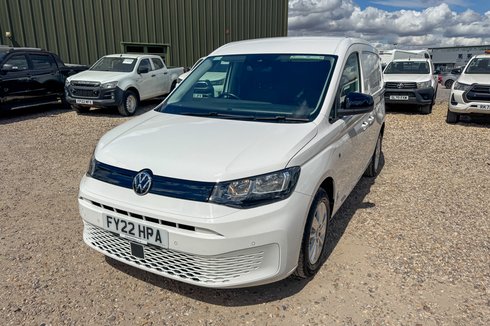 Volkswagen Caddy SWB L1H1 Low Roof Commerce Pro Air Con Alloys Sensors EURO 6 NO VAT