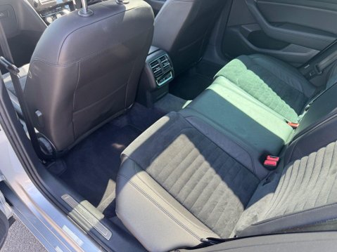 Volkswagen Passat GT TDI BLUEMOTION TECHNOLOGY DSG 55