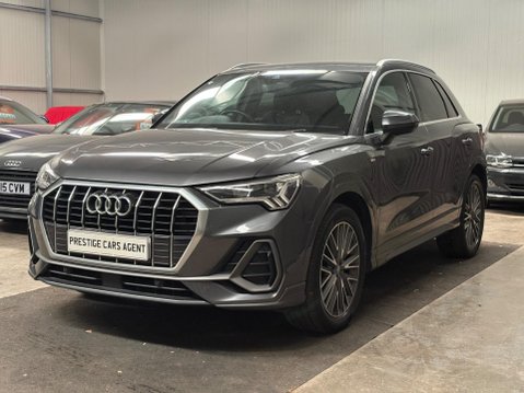 Audi Q3 1.5 TFSI CoD 35 S line S Tronic Euro 6 (s/s) 5dr 3