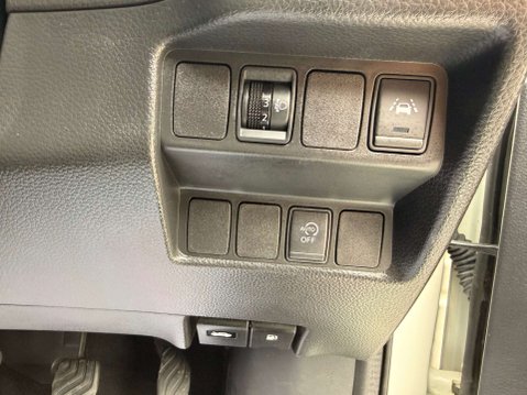 Nissan Qashqai 1.5 Qashqai N-Connecta dCi 5dr 40
