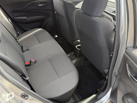 Suzuki Swift 1.2 Mild Hybrid Motion 5dr 38