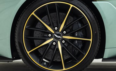 Aston Martin Vanquish ZAGATO 8