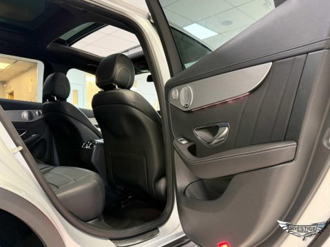 Mercedes-Benz GLC 2.1 GLC220d AMG Line (Premium Plus) G-Tronic 4MATIC Euro 6 (s/s) 5dr 48