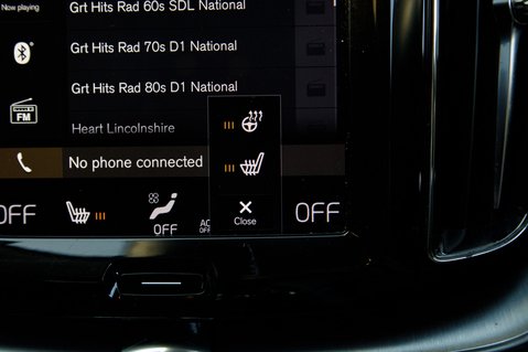 Volvo XC60 D4 MOMENTUM 33