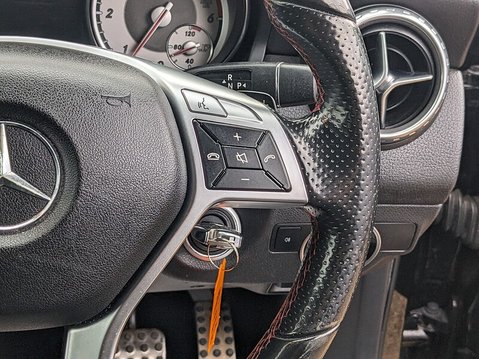 Mercedes-Benz GLA GLA200 CDI AMG Line 25