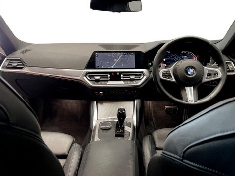 BMW 4 Series 2.0 420i M Sport Coupe 2dr Petrol Auto Euro 6 (s/s) (184 ps) Cruise - Sat N 19