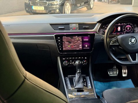 Skoda Superb 1.5 Superb SportLine+ TSi Semi-Auto 5dr 25