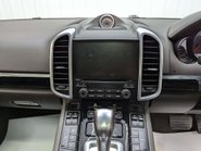 Porsche Cayenne 3.0 Cayenne D Platinum Edition V6 Tiptronic S A 4WD 5dr 83